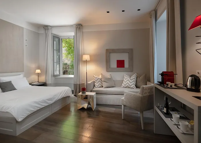 Gombithotel Hotel 4*