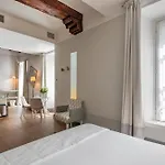 Gombithotel Otel 4*