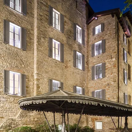 Gombithotel Hotel