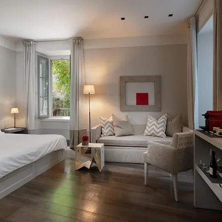 Gombithotel Hotel 4*