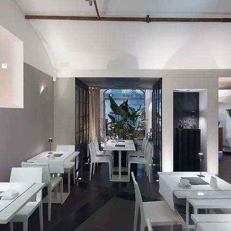Gombithotel Hotel 4*