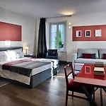 Gombithotel Hotel 4*