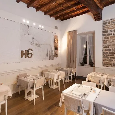 Gombithotel Hotel 4*