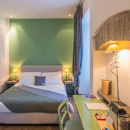 Gombithotel Hotel